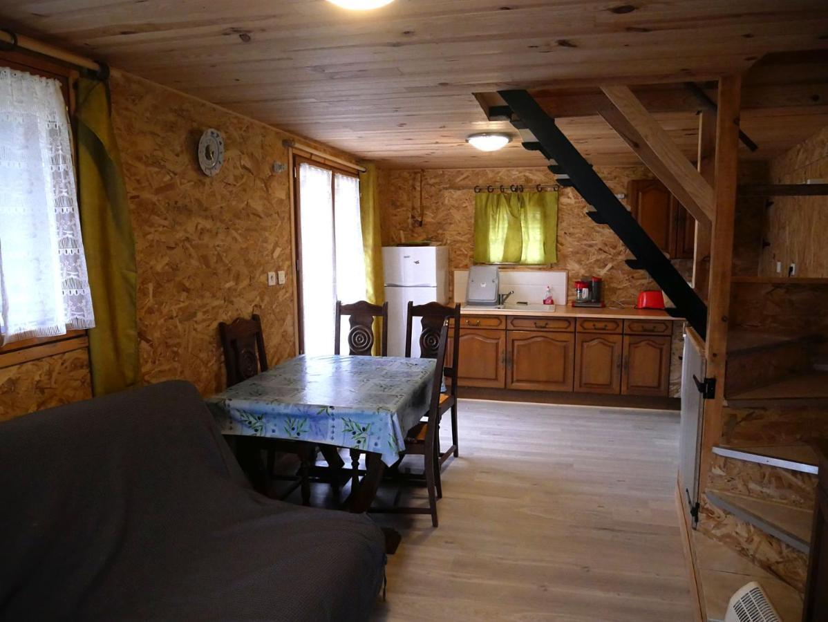 Gite Chez Coste Gilles Saint-Privat-du-Dragon Esterno foto