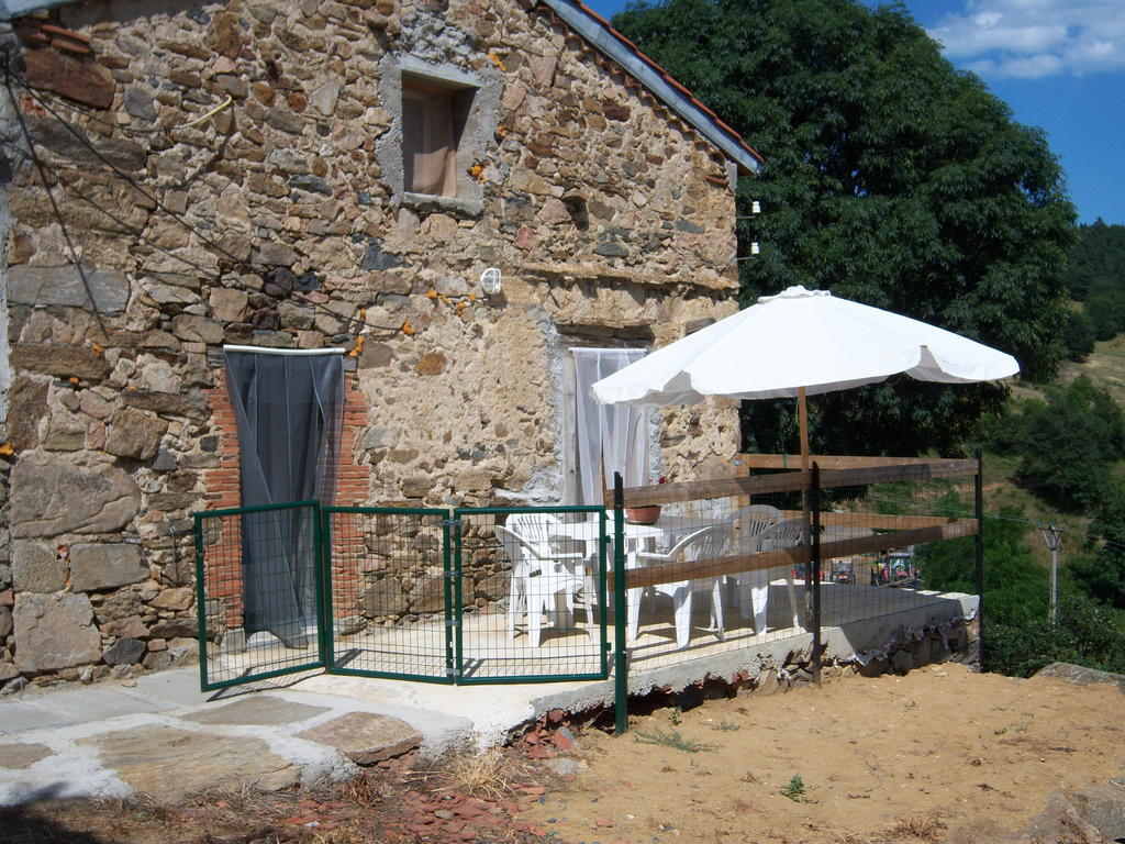 Gite Chez Coste Gilles Saint-Privat-du-Dragon Camera foto