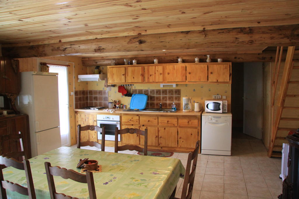 Gite Chez Coste Gilles Saint-Privat-du-Dragon Esterno foto